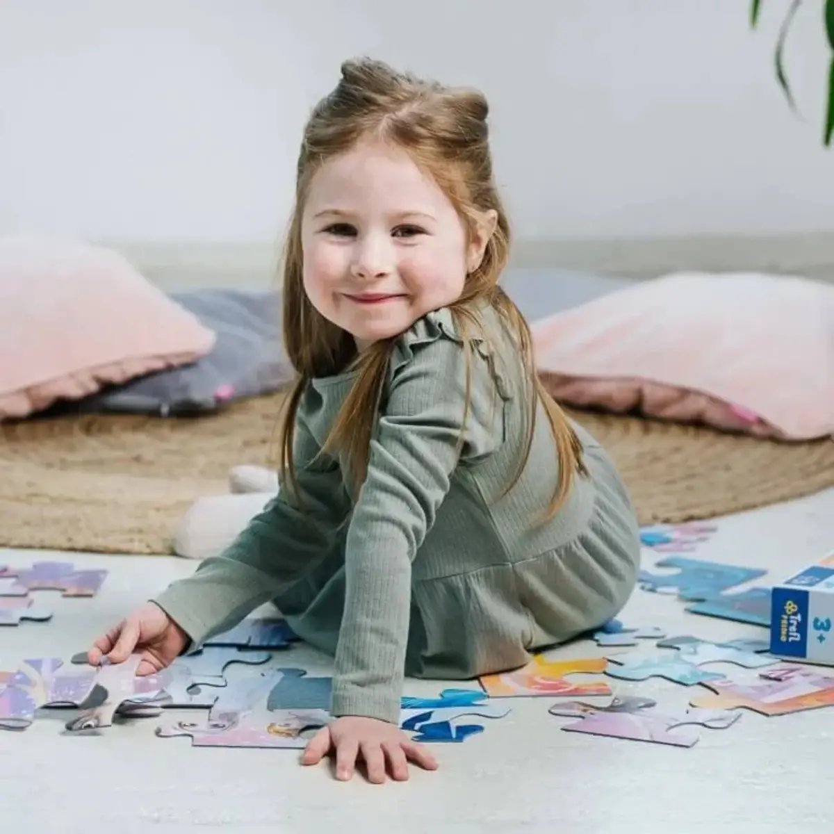 Trefl 24 Parça Puzzle Süper Maxi Princess 