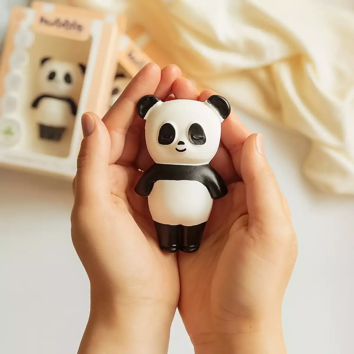 Hubble Doğal Bebek Diş Kaşıyıcı Ve Oyuncağı Panda