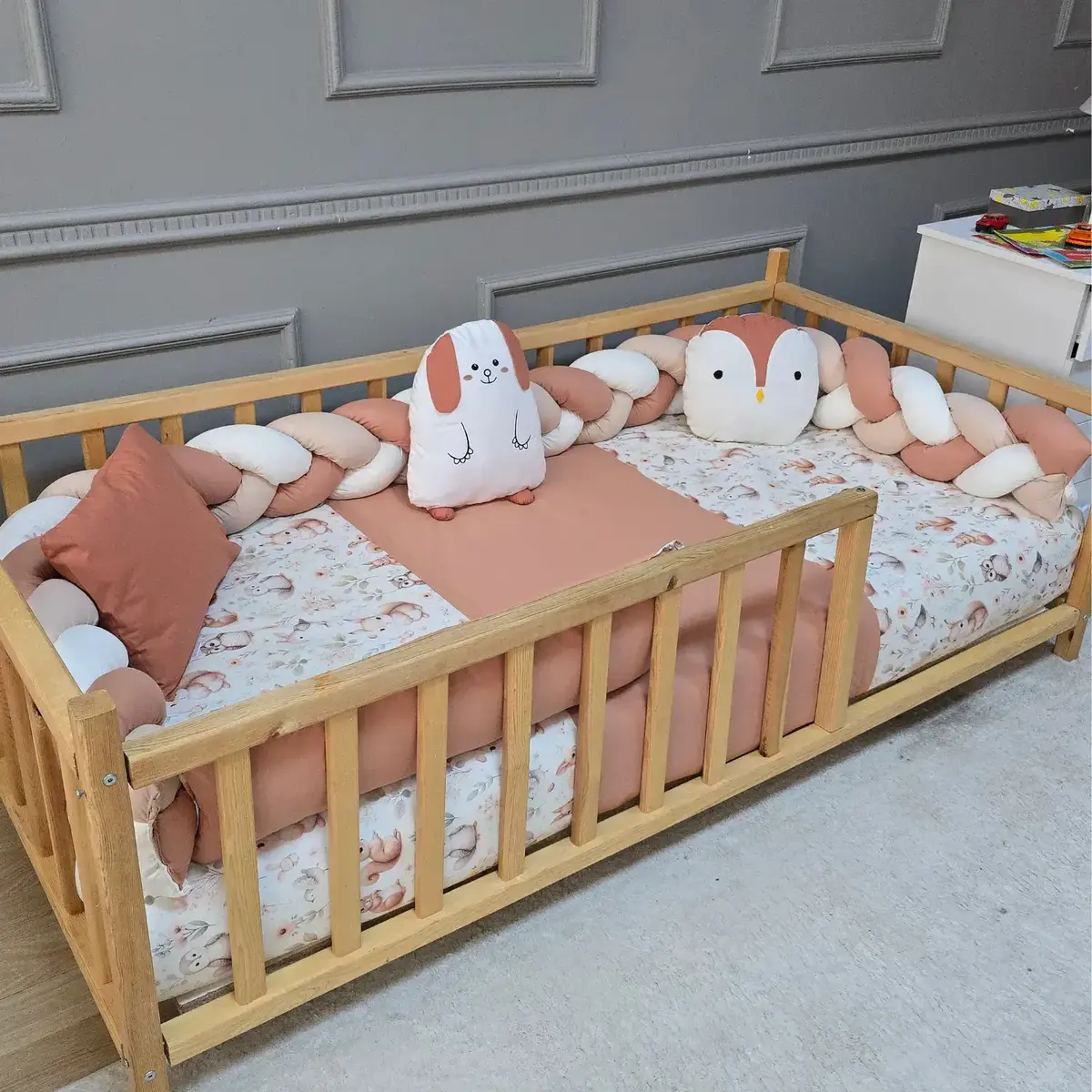 Yuar Baby Motessori Örgü Uyku Seti Somon Tavşan