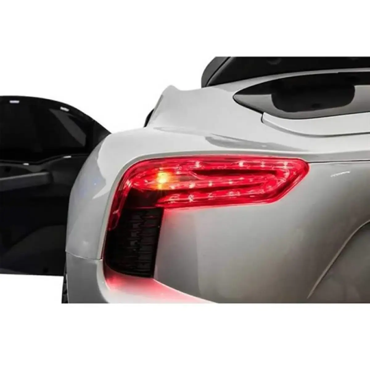 Maserati Akülü Araba 12V Metalik Gri