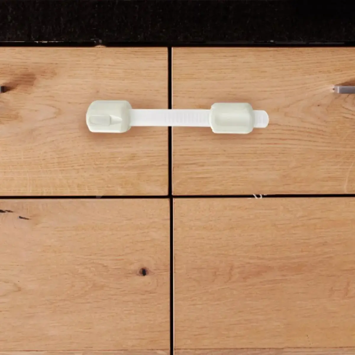 Babyjem Ayarlanabilir Çok Amaçlı Kilit