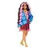 Barbie Extra Ekose Ceketli Bebek