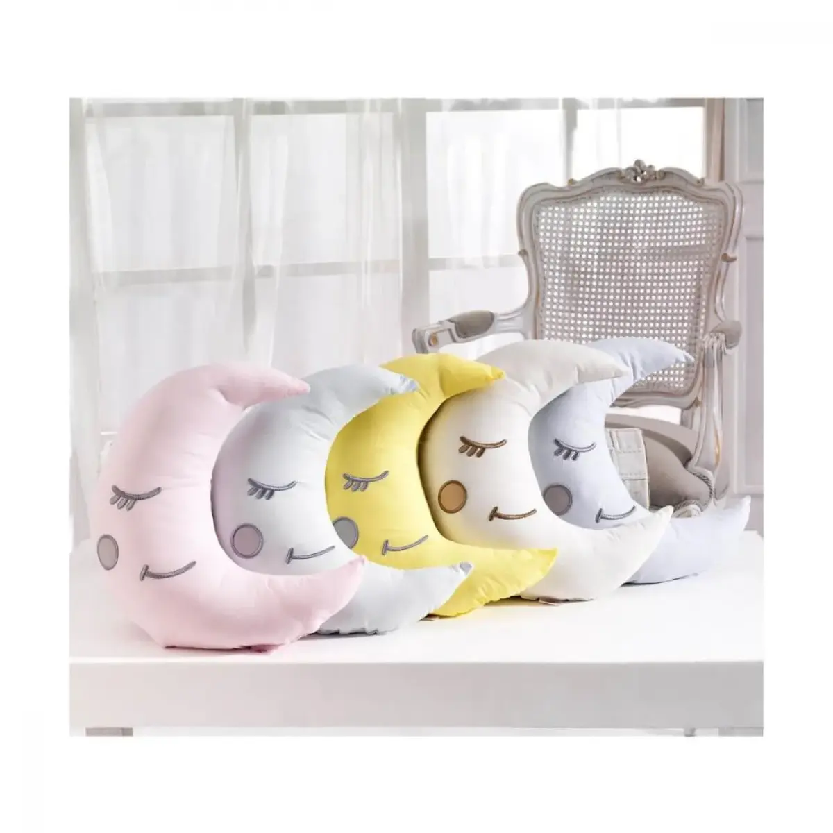 Momishop Bebek Dekoratif Yastık Ay Sarı
