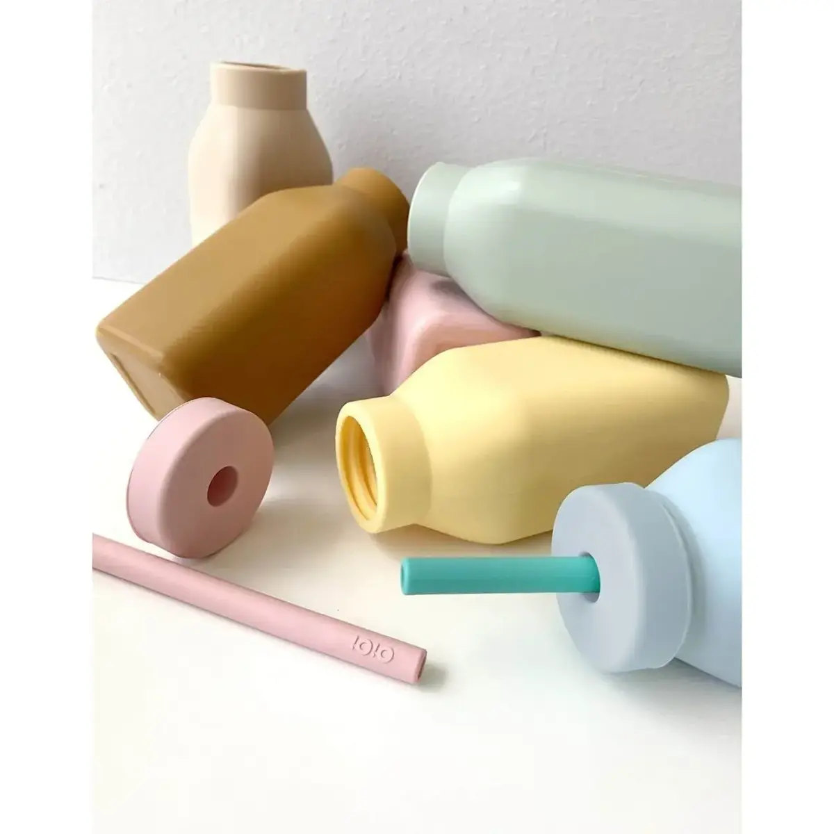 OiOi Şişe + Pipet Pinky Pink - Powder Grey