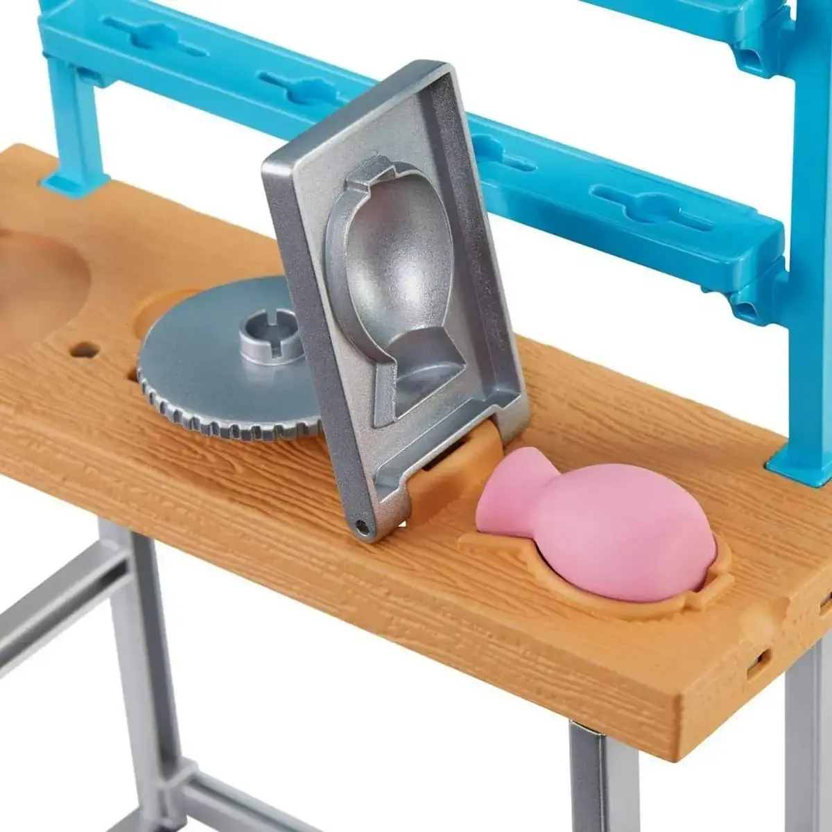 Barbie'nin Sanat Atölyesi Oyun Seti