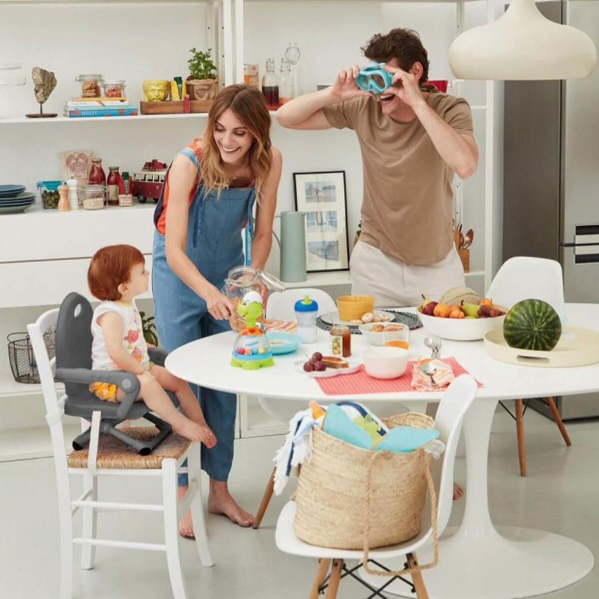 Chicco Pocket Snack Portatif Mama Sandalyesi Violetta