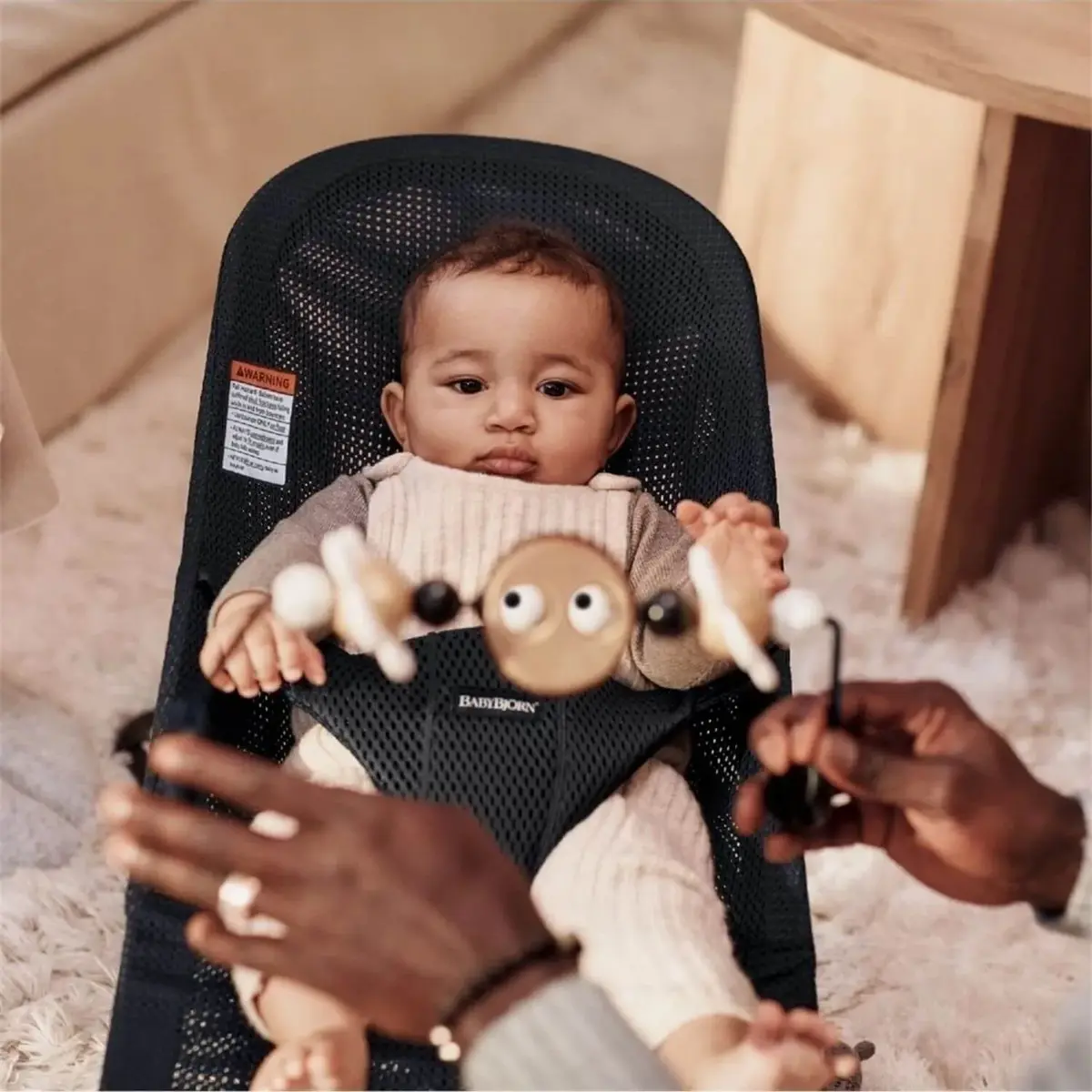 Babybjörn Balance Bliss Ana Kucağı Mesh Oyuncaklı Black