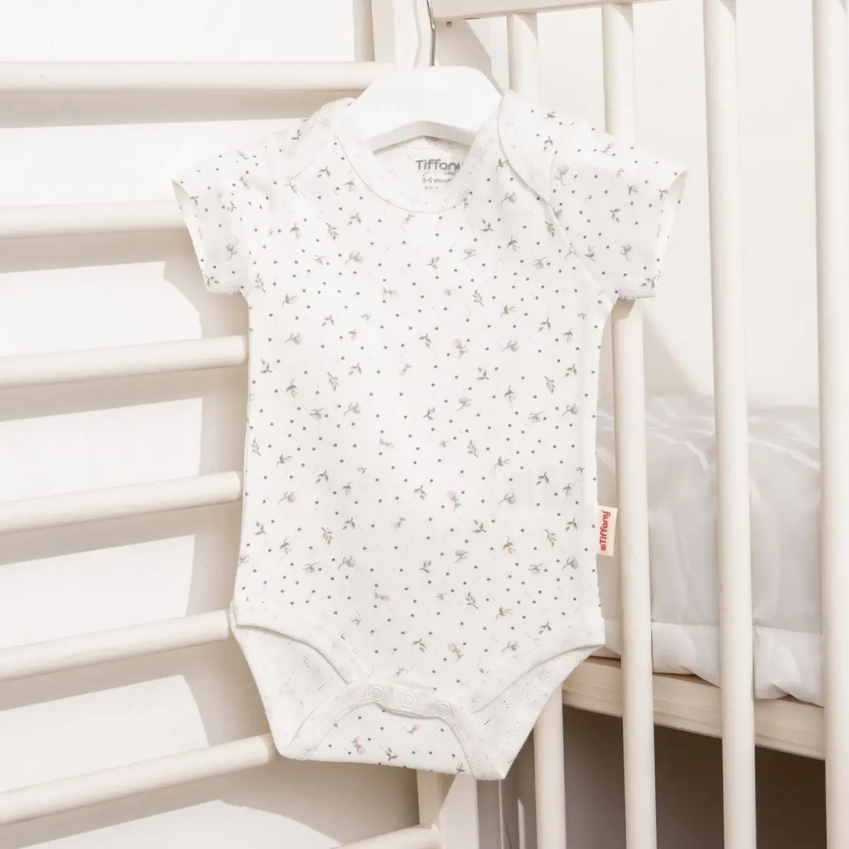 Tiffany Body Kısa Kol Jakarlı Flowering Theme Ekru Tiffany Body Kısa Kol Jakarlı Flowering Theme Ekru