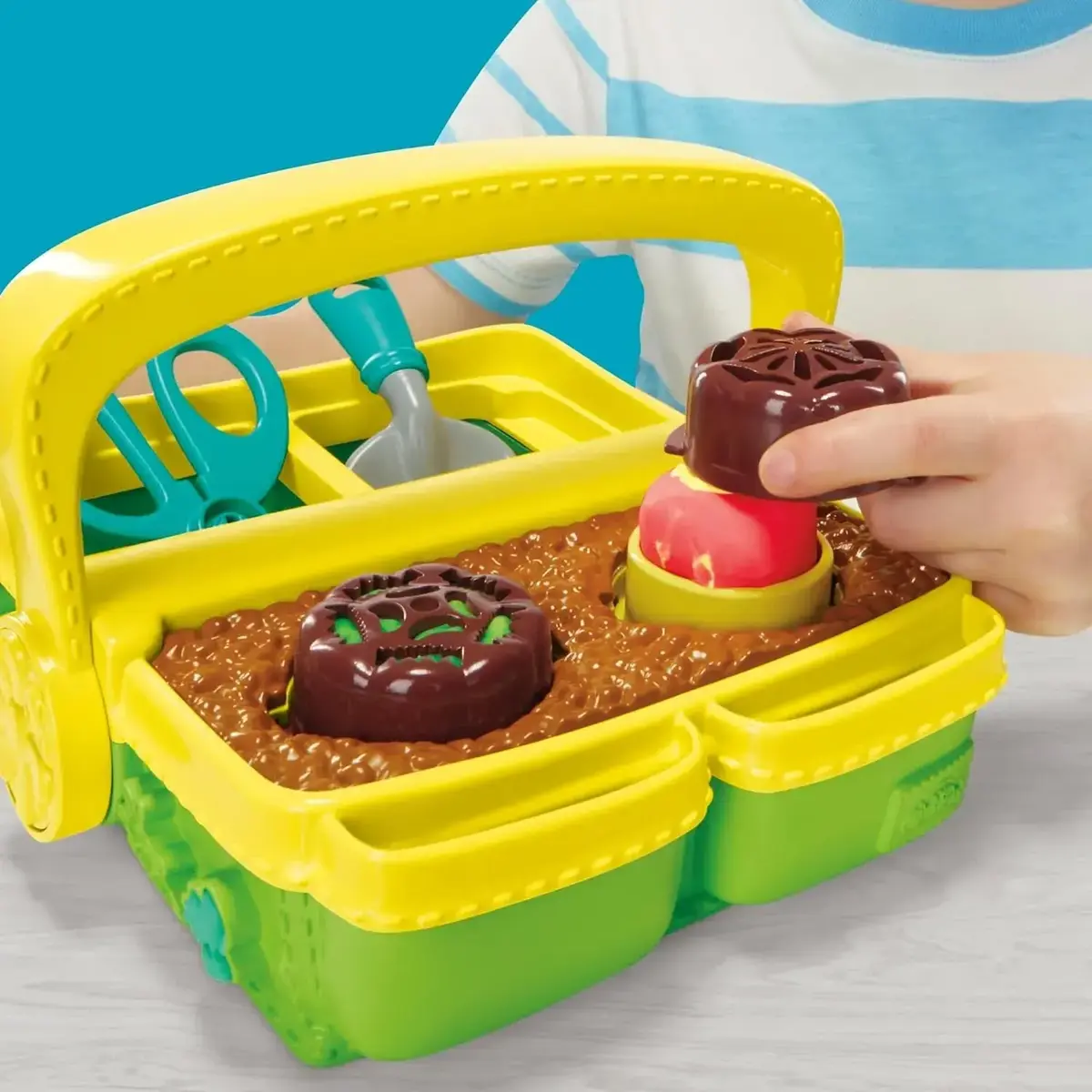 Play-Doh Renkli Çiçekler Botanik Oyun Seti