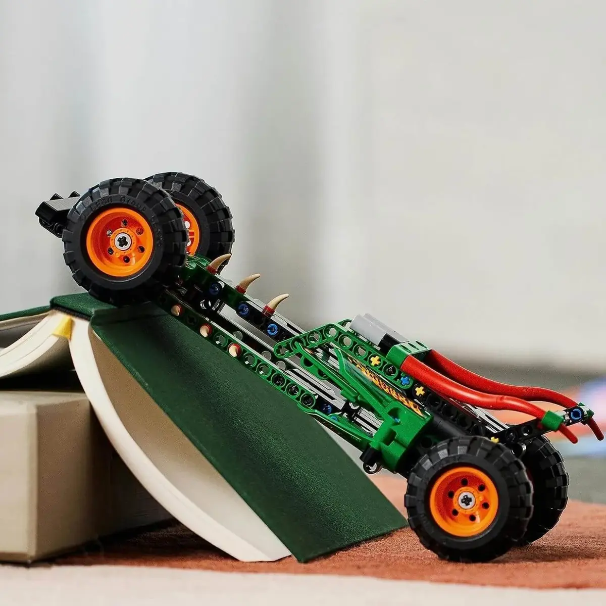 LEGO Technic Monster Jam Dragon 42149