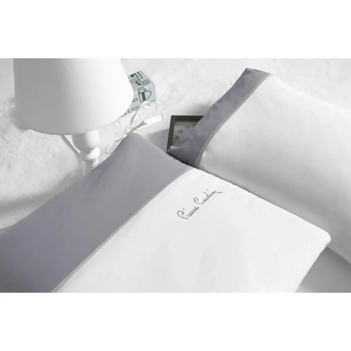 Pierre Cardin Deluxe Little Stars in White Bebek Uyku Seti 80x130