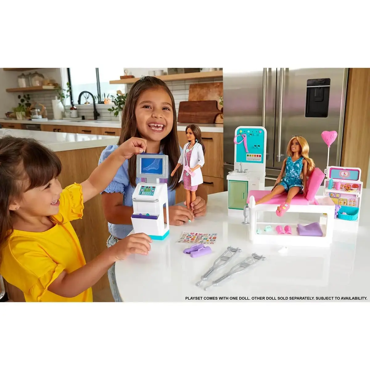 Barbie Klinik Oyun Seti