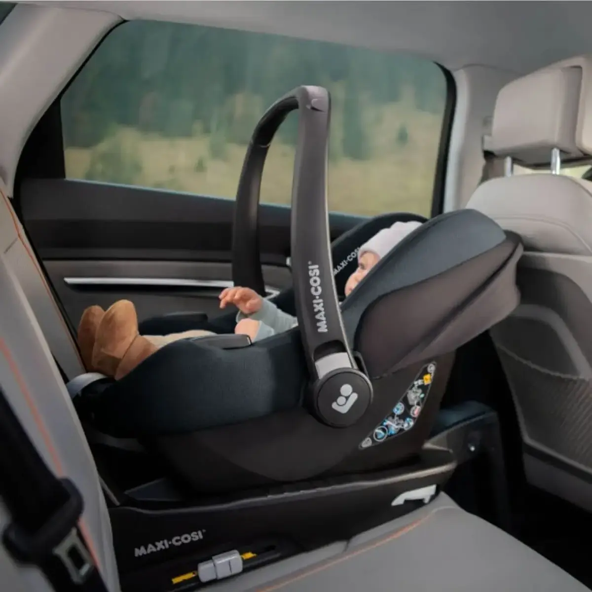 Maxi-Cosi CabrioFix I-Size Oto Koltuğu 0-13 Kg Essential Graphite