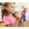 Barbie'nin Spa Günü Bebekleri