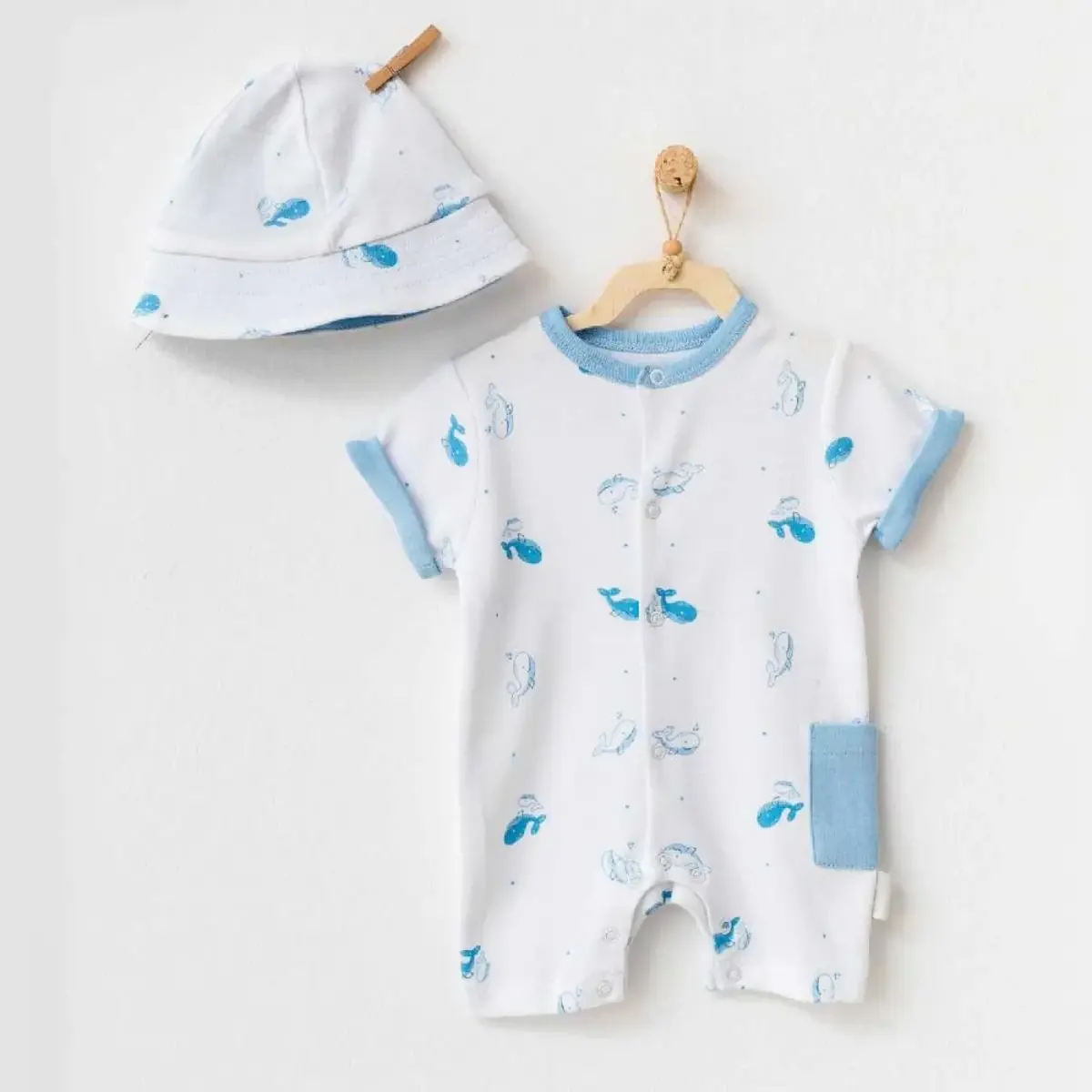 Andy Wawa Tulum Şapka Takım Cute Whale Beyaz