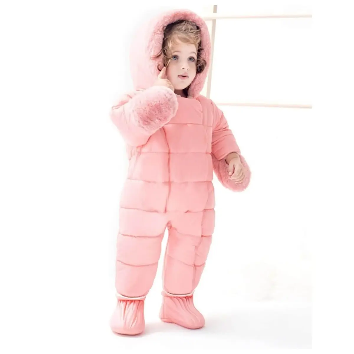 Minycenter Astronot Mont Pembe