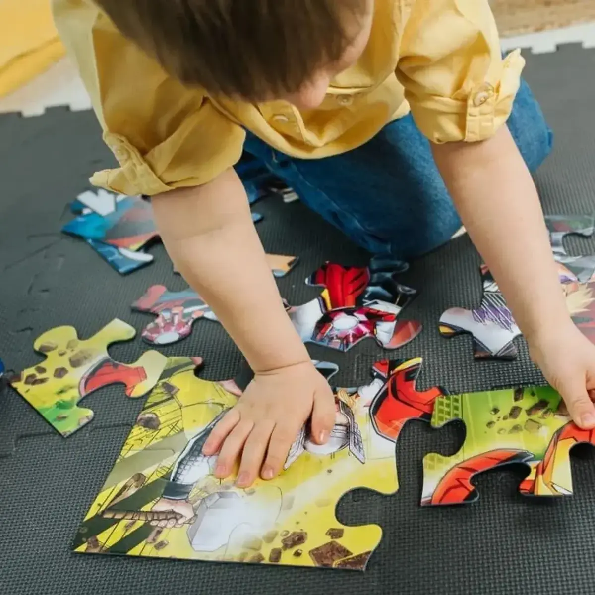 Trefl 24 Parça Puzzle Süper Maxi Spiderman