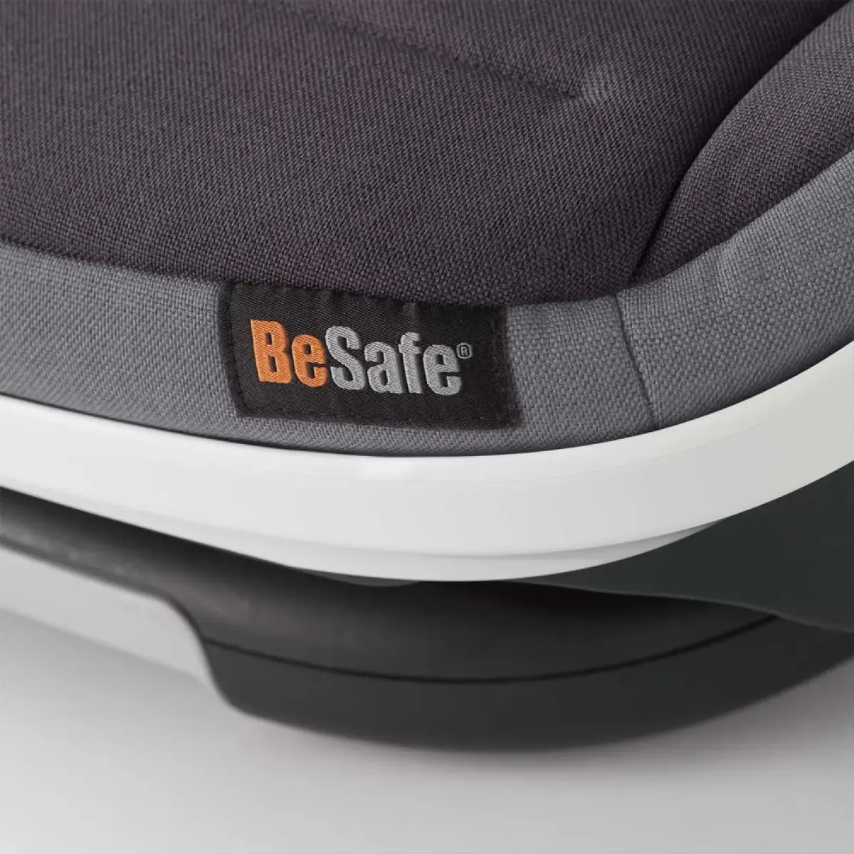 Besafe Izi Flex Fix I-Size Oto Koltuğu 15-36 Kg Midnight Black Melange