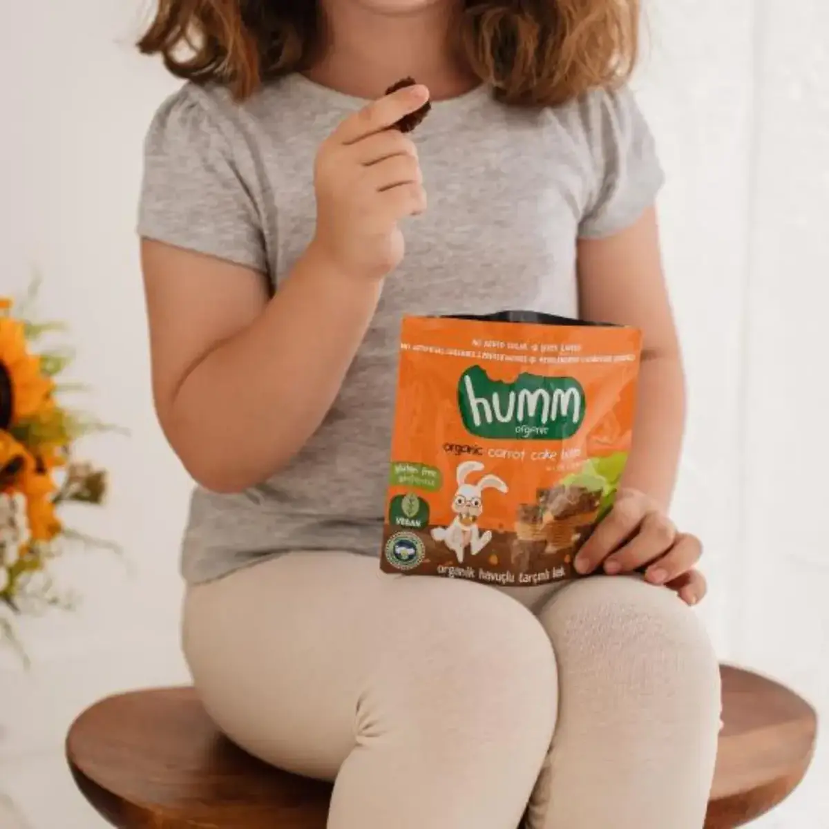 Humm Organik Glutensiz Vegan Havuçlu ve Tarçınlı Kek 30 gr