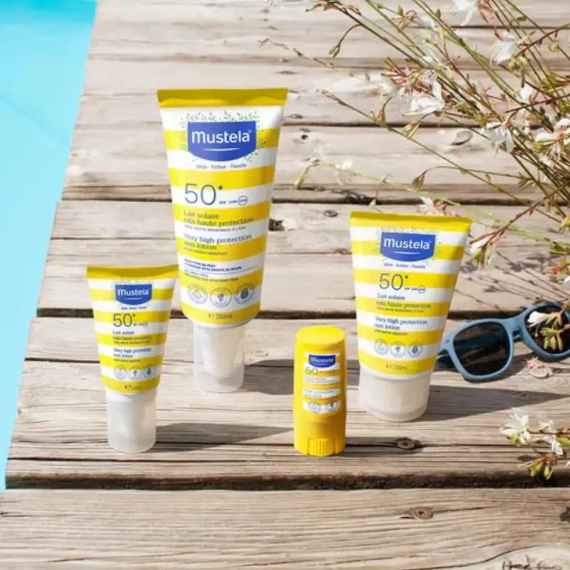 Mustela Çok Yüksek Koruma Faktörlü Güneş Stick Tüm Aille İçin SPF50 9 ml 