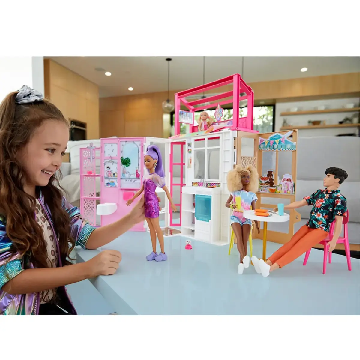 Barbie'nin Taşınabilir Portatif Evi