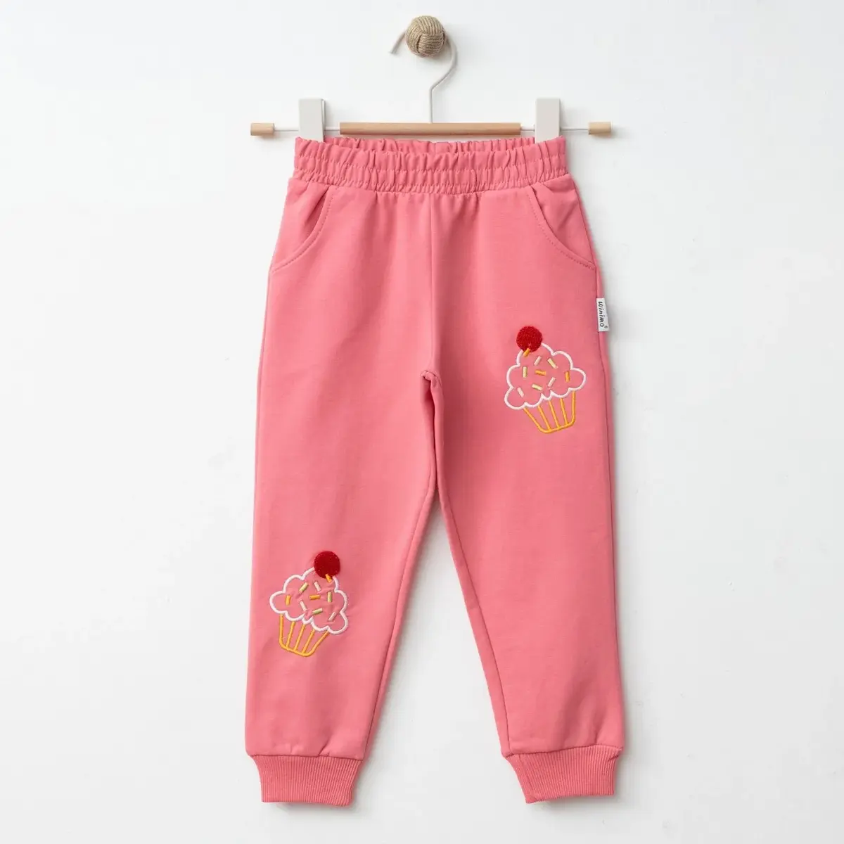 Winimo Eşofman Altı Cupcake Nakışlı Pembe Winimo Eşofman Altı Cupcake Nakışlı Pembe