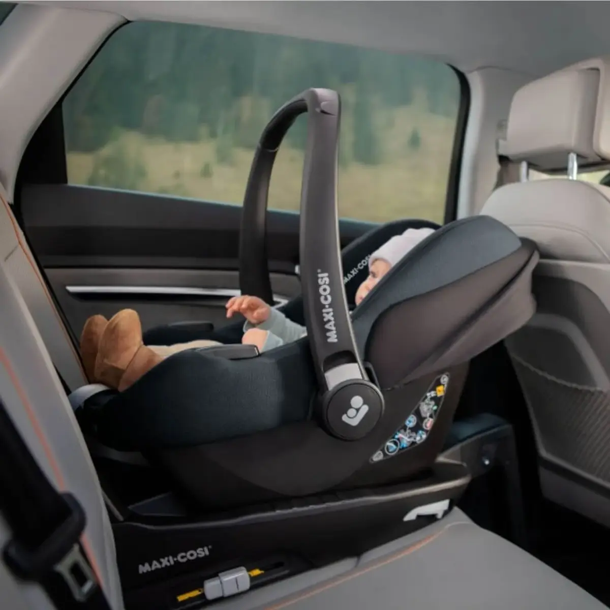 Maxi Cosi CabrioFix I-Size Oto Koltuğu 0-13 Kg Essential Graphite