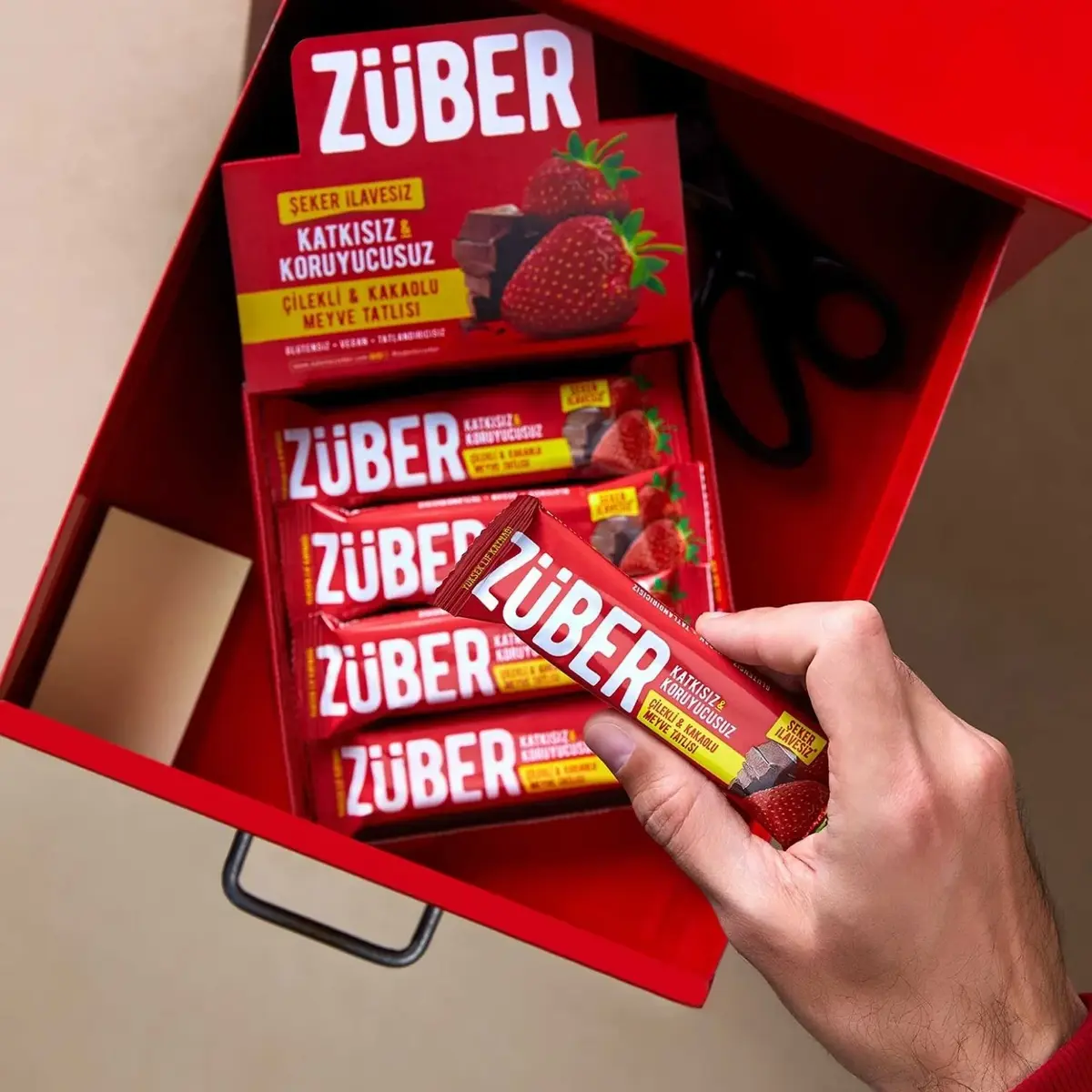 Züber Çilekli Ve Kakaolu Meyve Bar 40gr