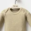 Moi Noi Body Amerikan Yaka Haki