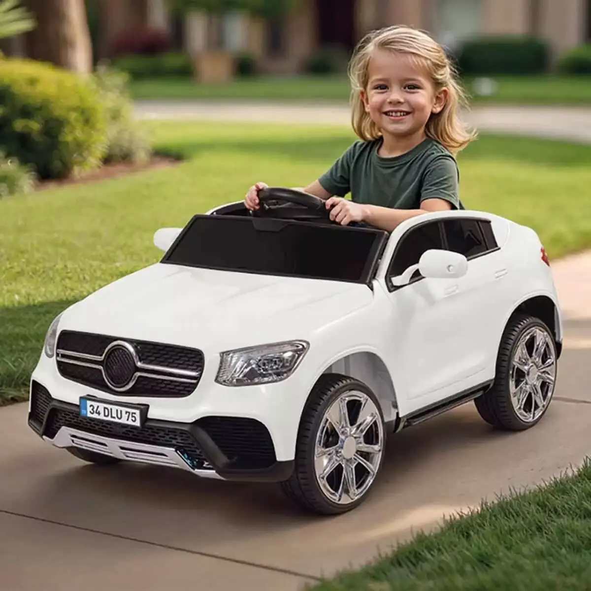 Dolu Grand SUV Akülü Araba Uzaktan Kumandalı 12V Beyaz