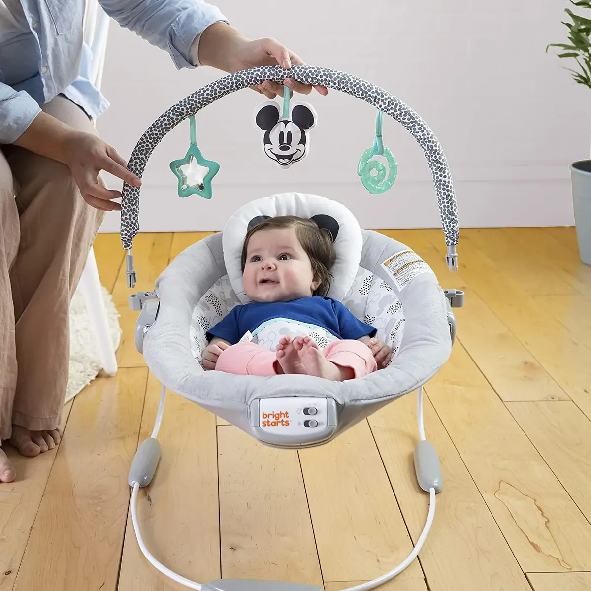 Bright Starts Titreşimli Ana Kucağı Mickey Mouse