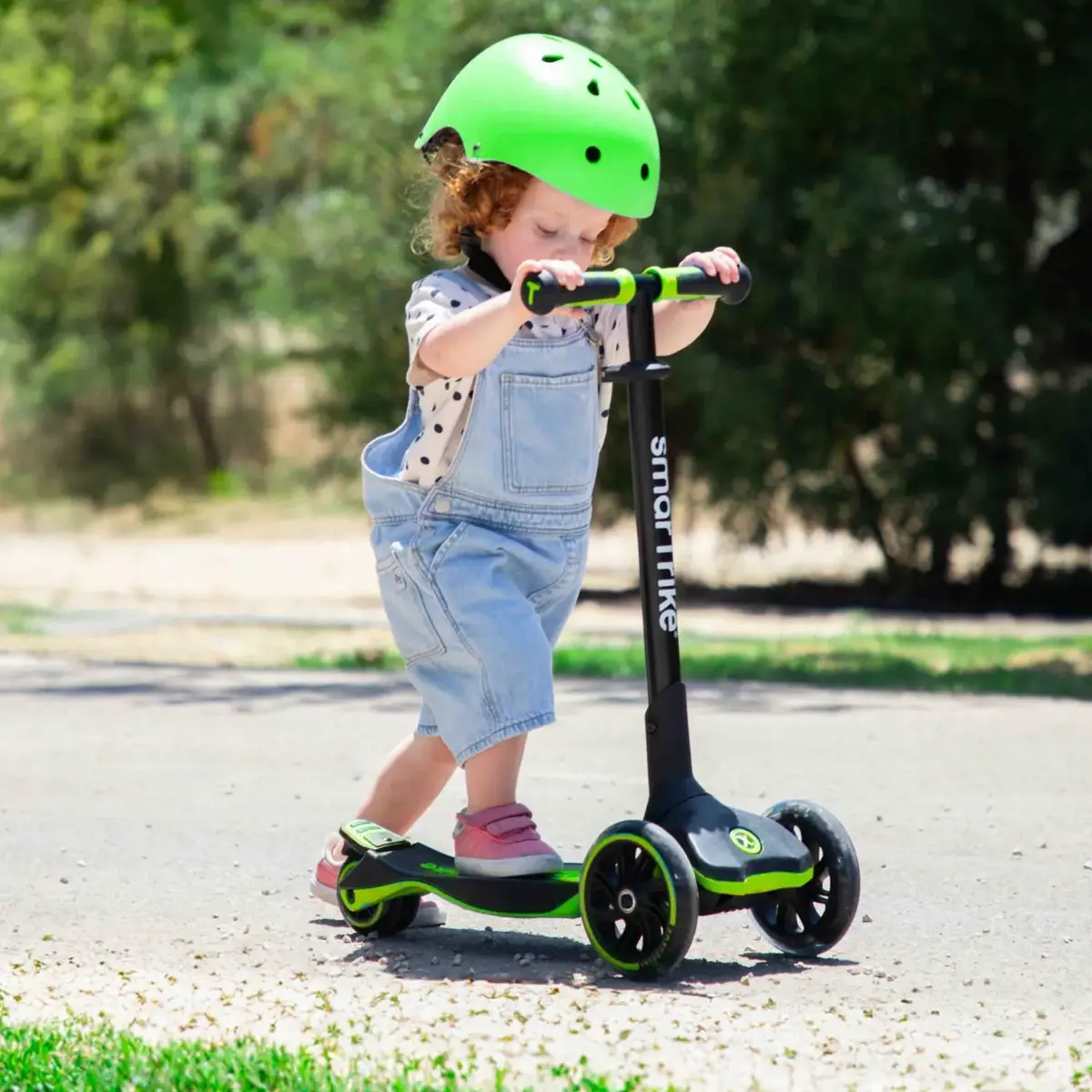 SmarTrike Xtend Büyüyebilen Ride On Scooter - Lime