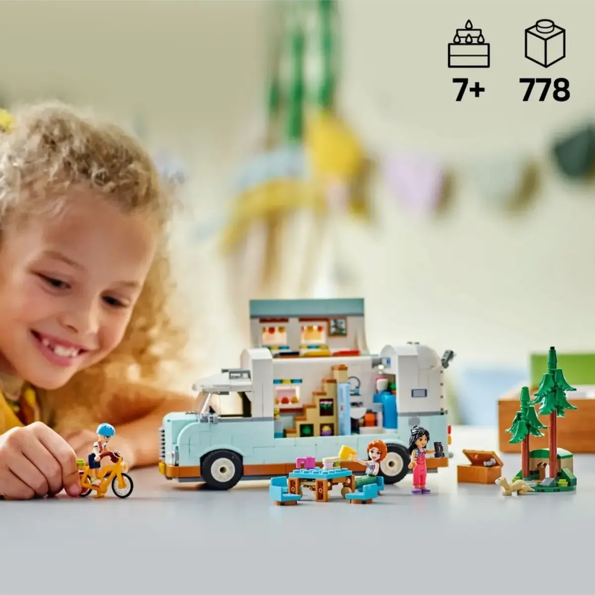 LEGO Friends Arkadaşlık Karavan Macerası 42663