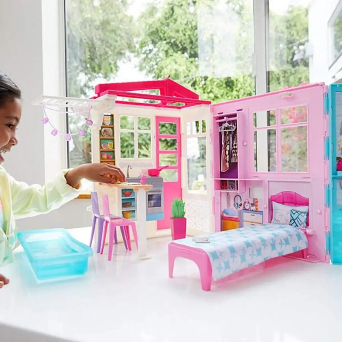 Barbie'nin Taşınabilir Portatif Evi