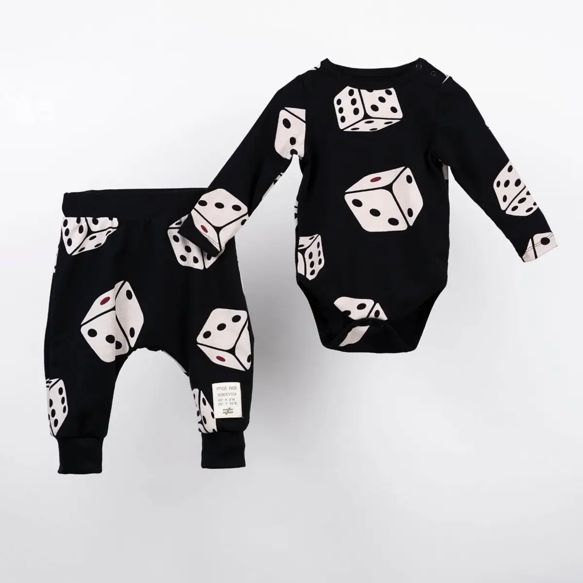 Moi Noi Zıbın Takımı Siyah Moi Noi Zıbın Takımı Siyah