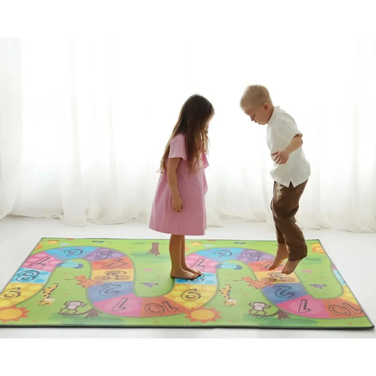Coolmats Sevimli Kotik-Orman Yolu Oyun Halısı 140x200x1