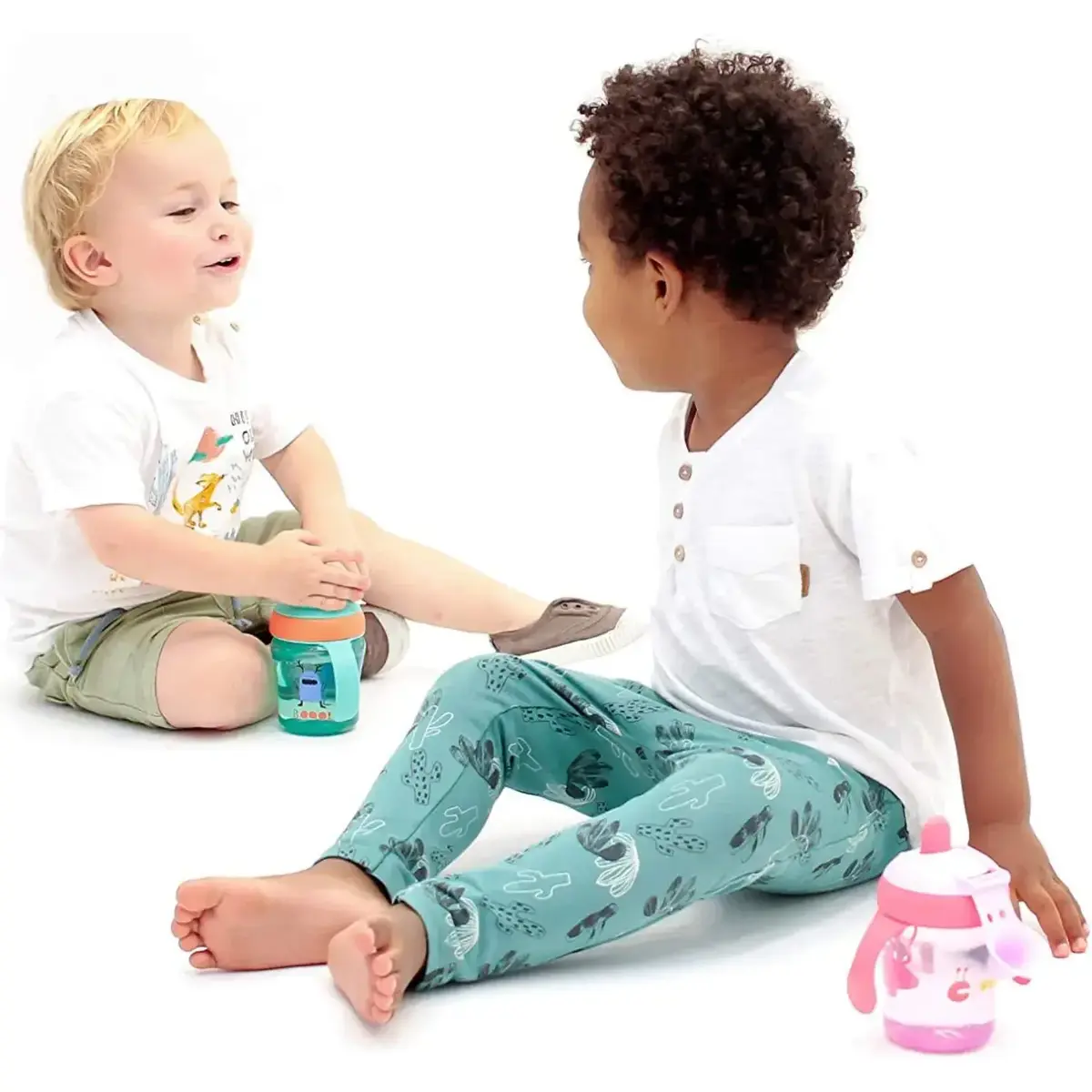 Suavinex Damla Akıtmaz Eğitim Bardağı 200 ml 4+ Ay Booo Mor