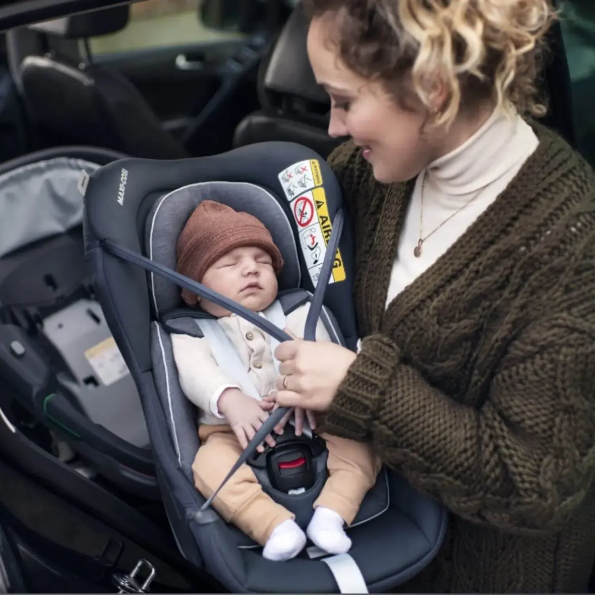Maxi Cosi Coral 360 Oto Koltuğu 0-13 Kg Essential Black