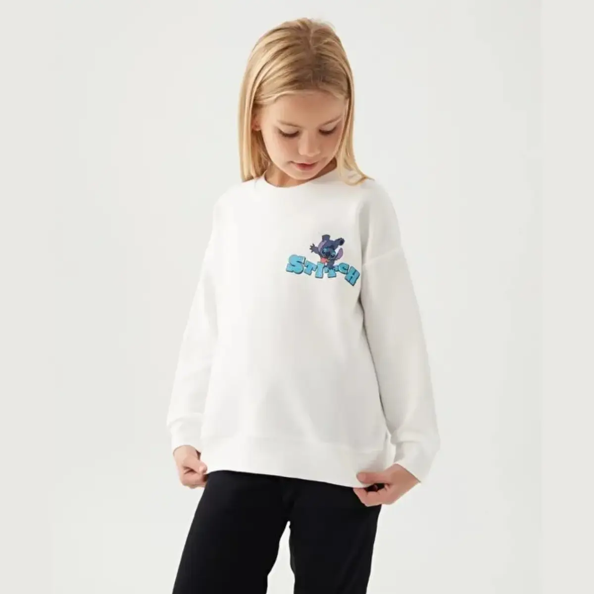 Stitch Sweatshirt Krem