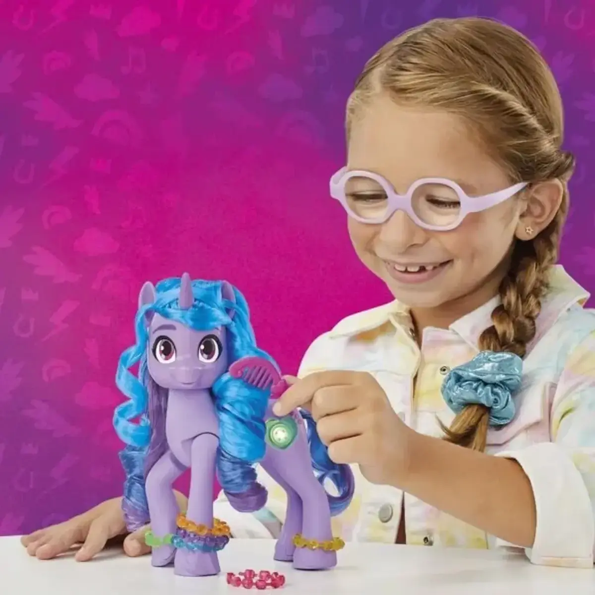 My Little Pony See Your Sparkle Izzy Moonbow