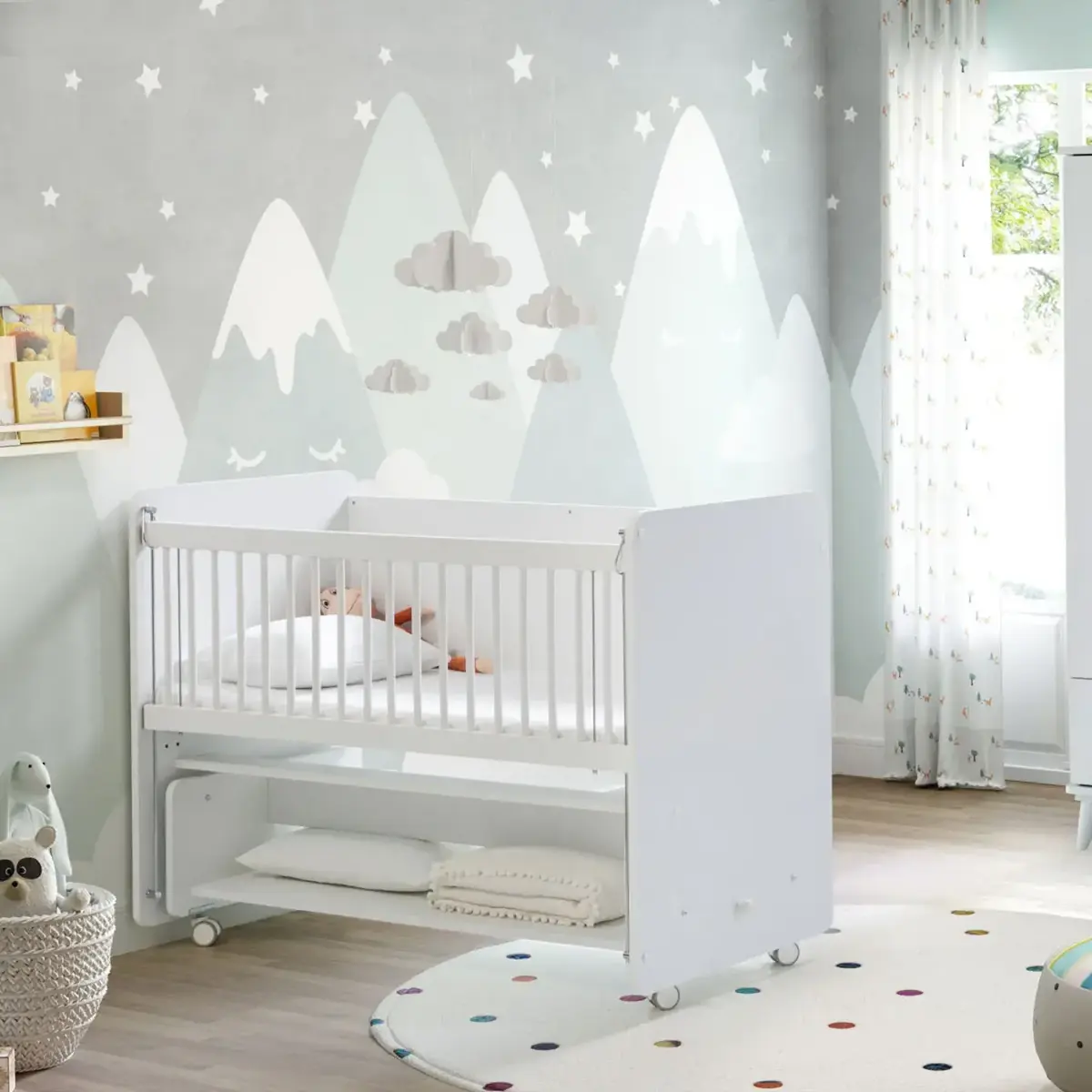 Pratik Sallanır Tekerlekli Anne Yanı Beşik 60X120 Beyaz