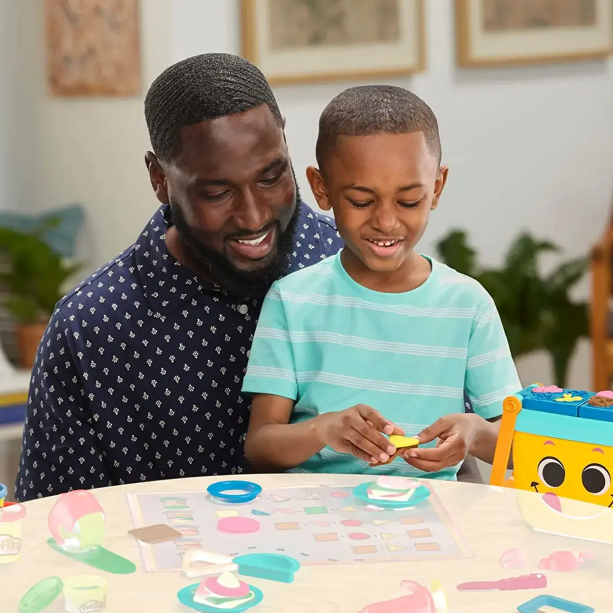 Play-Doh Piknik Şekilleri Başlangıç Seti
