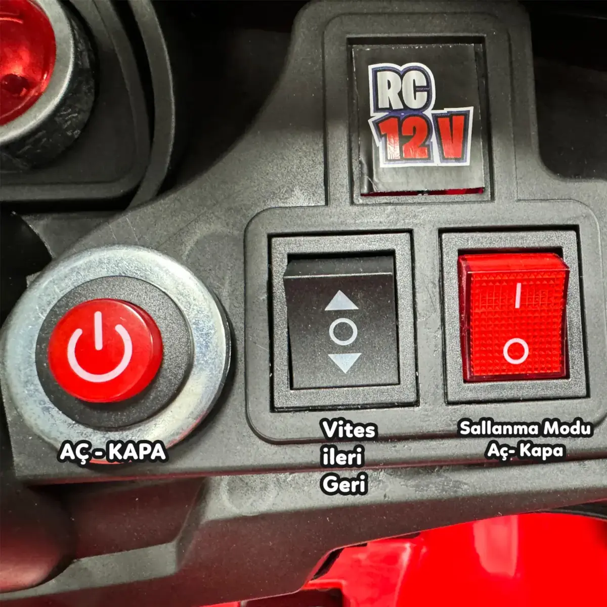 Nova Akülü Araba Kumandalı 4*2 12 Volt Kırmızı