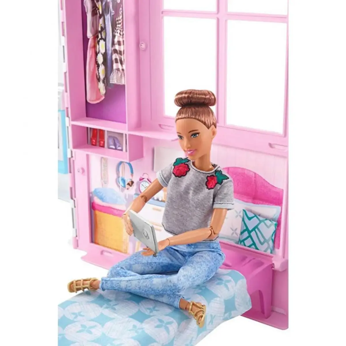 Barbie'nin Taşınabilir Portatif Evi