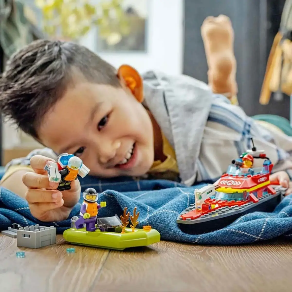 LEGO City İtfaiye Kurtarma Teknesi