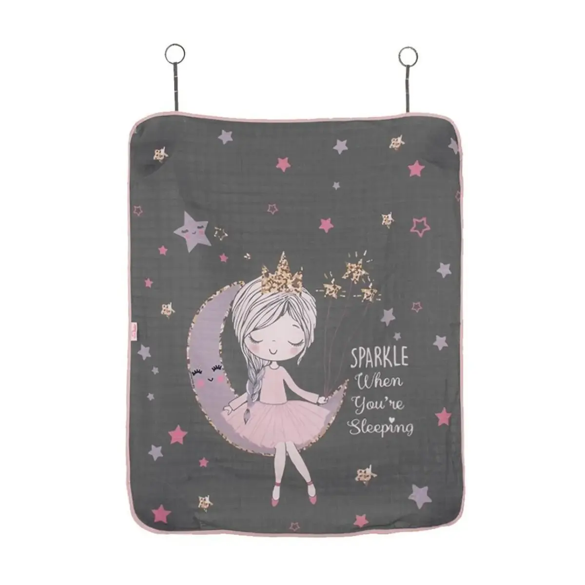 Sevi Bebe Müslin Bebek Arabası Örtüsü Pano Baskılı Prenses Sevi Bebe Müslin Bebek Arabası Örtüsü Pano Baskılı Prenses