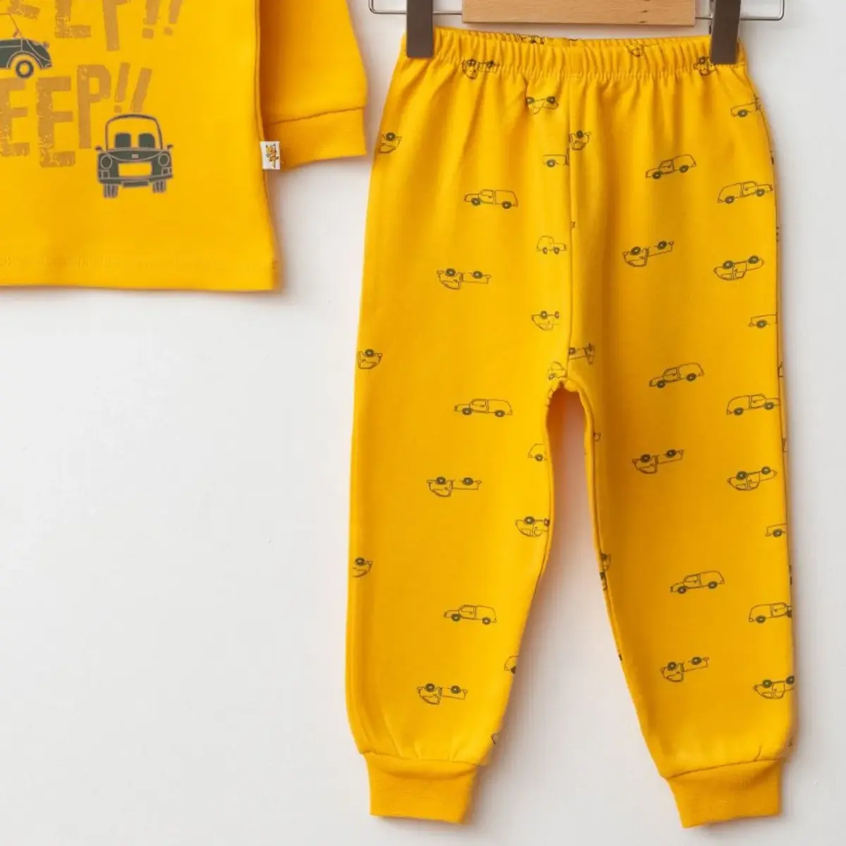 Mini Damla Pijama Takımı Penye Beep Beep Araba Baskılı Sarı