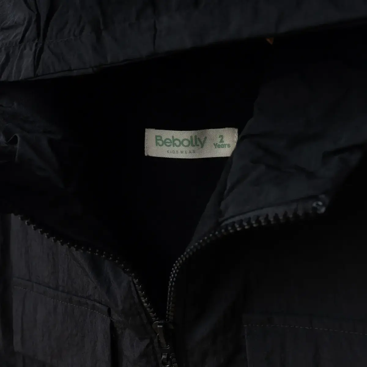 Bebolly Yağmurluk Kapaklı Cep Siyah