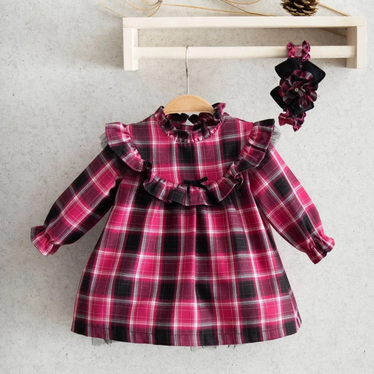 Miomini Elbise Saç Bantlı Ekose Robası Fırfırlı Fuşya