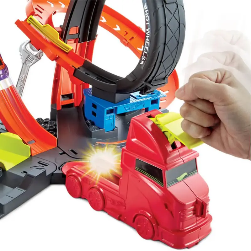 Hot Wheels Zehirli Goril Saldırısı Oyun Seti